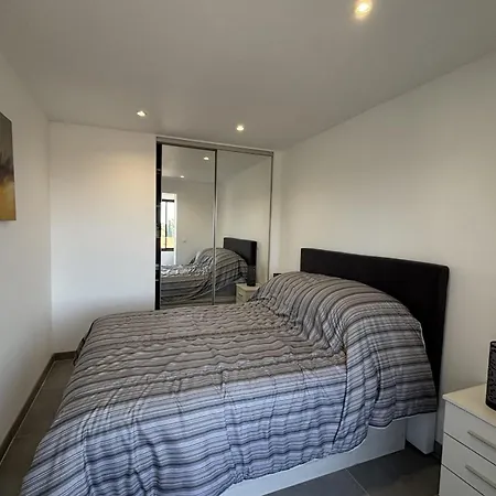Quiet And Fresh With Garden Apartment