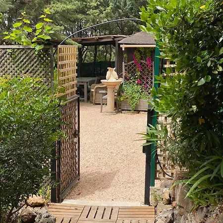 Apartment Quiet And Fresh With Garden *